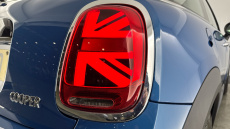 MINI Hatchback 1.5 Cooper Classic 3dr Auto Petrol Hatchback